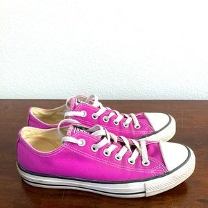 Converse All-Stars, size 8